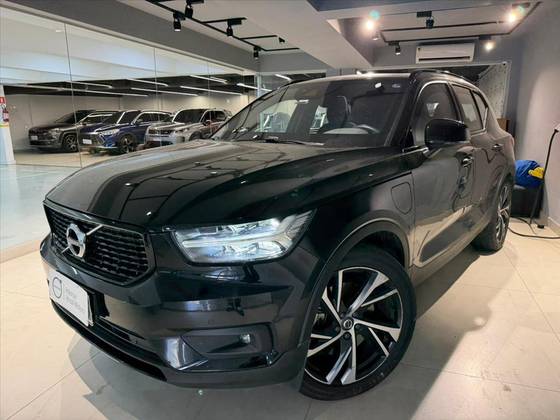 VOLVO XC40 1.5 T5 RECHARGE R-DESIGN GEARTRONIC VOLVO XC40 1.5 T5 RECHARGE R-DESIGN GEARTRONIC